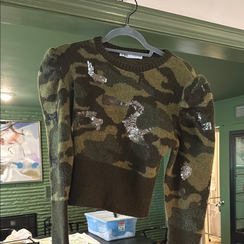 Zara Green Camouflage Sweater